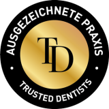 Siegel von "Trusted Dentists" - Wir sind eine ausgezeichnete Praxis.